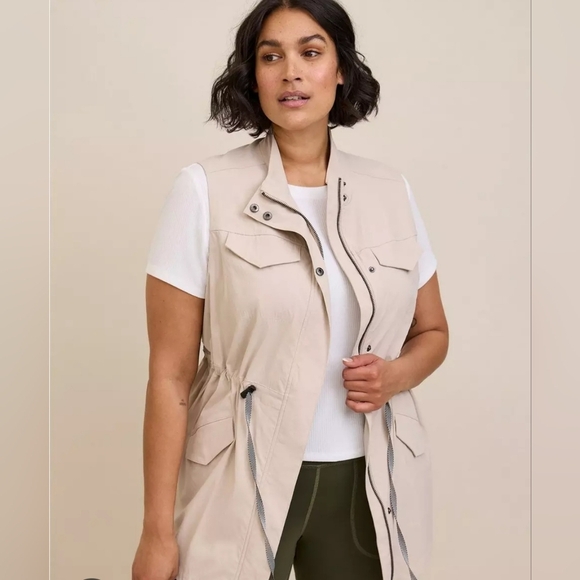 Torrid Happy Camper Plus Size 4X Ripstop Active Vest Beige Full Zip New w/ Tag - Picture 1 of 11